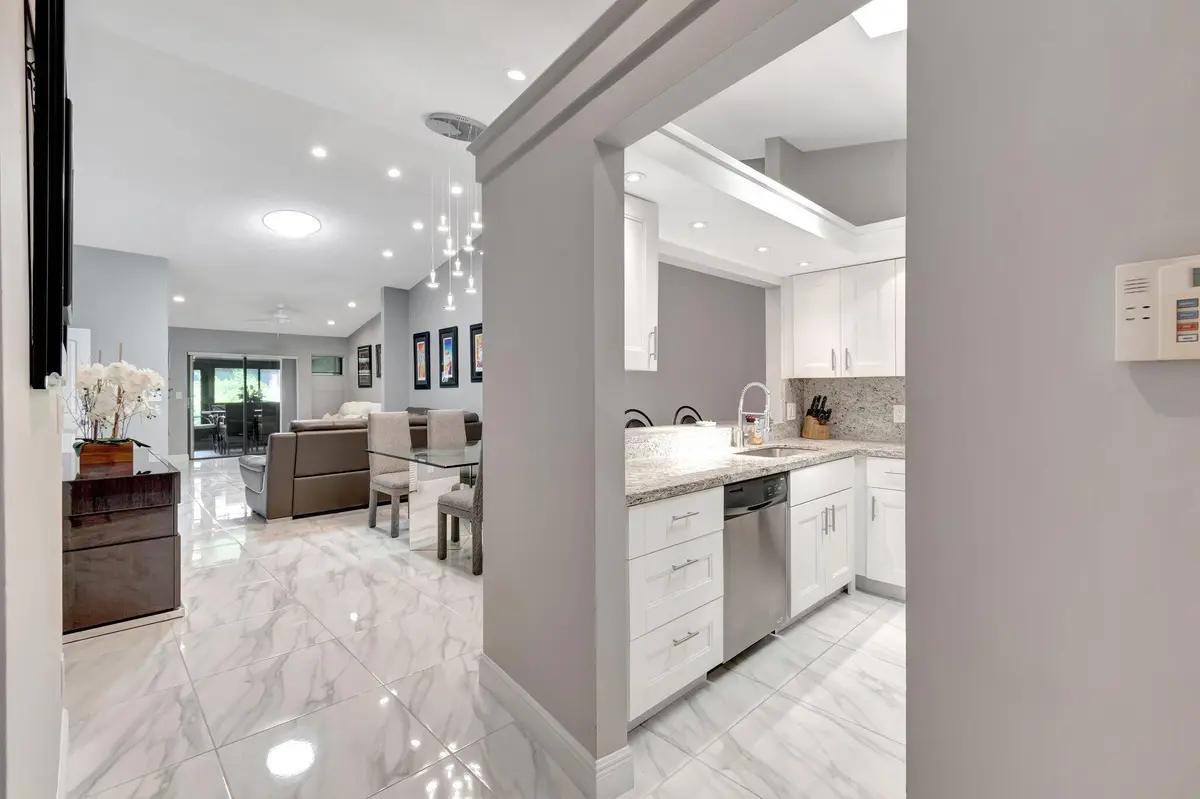 FOYER ENTRANCE at 10927 DOLPHIN PALM Court A, Boynton Beach