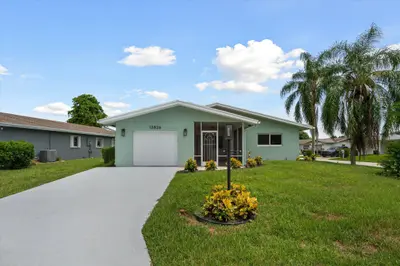 13826 Kaiser Trail, Delray Beach – Single Family Residence for sale