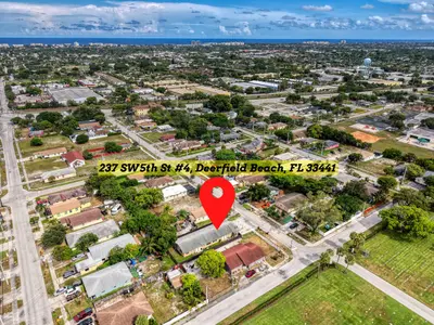 237 SW 5th Street 4D, Deerfield Beach – Apartment for rent