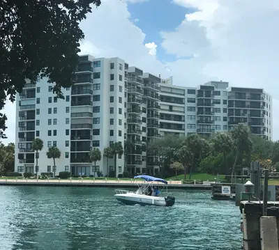 2900 NE 14th Street Causeway 403, Pompano Beach – Condominium for sale