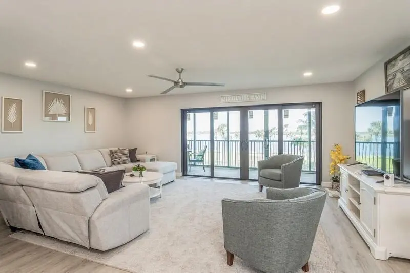 Living Room at 200 INTRACOASTAL Place 305, Jupiter