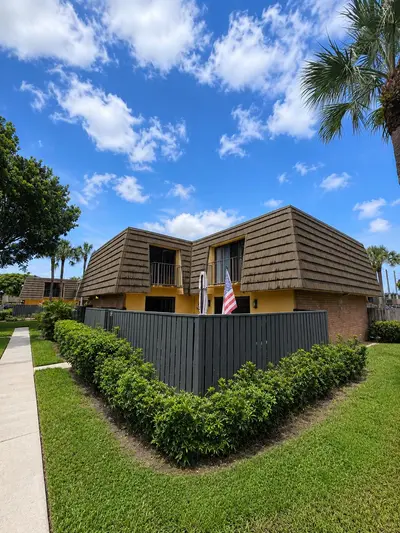 4207 42ND Way, West Palm Beach – Townhouse for sale