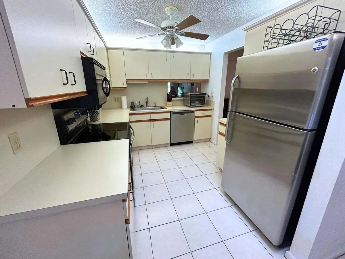 20250927150911651540000000-o at 10058 LAURELWOOD Place, Boynton Beach