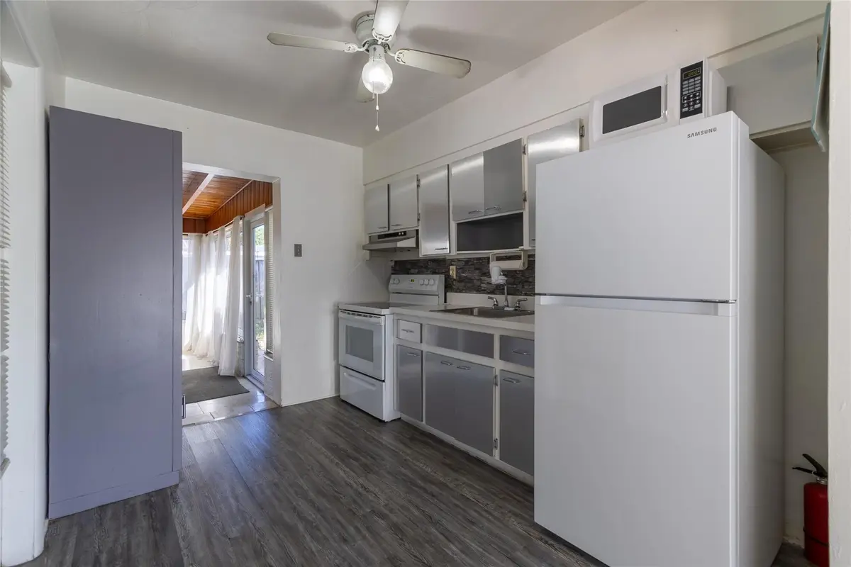 Photo 8 at 4720 N Andrews Avenue, Oakland Park