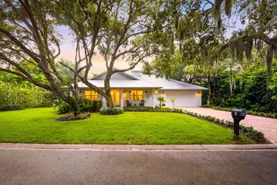 1 Sabal Court, Sewalls Point – Single Family Residence for sale