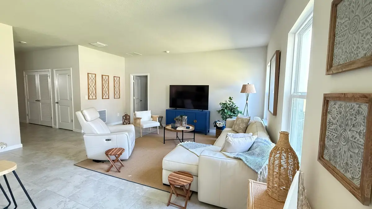 GREAT ROOM at 6714 Rumine Circle 6714, Vero Beach