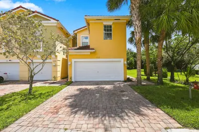 813 Pipers Cay Drive, West Palm Beach – Townhouse for sale