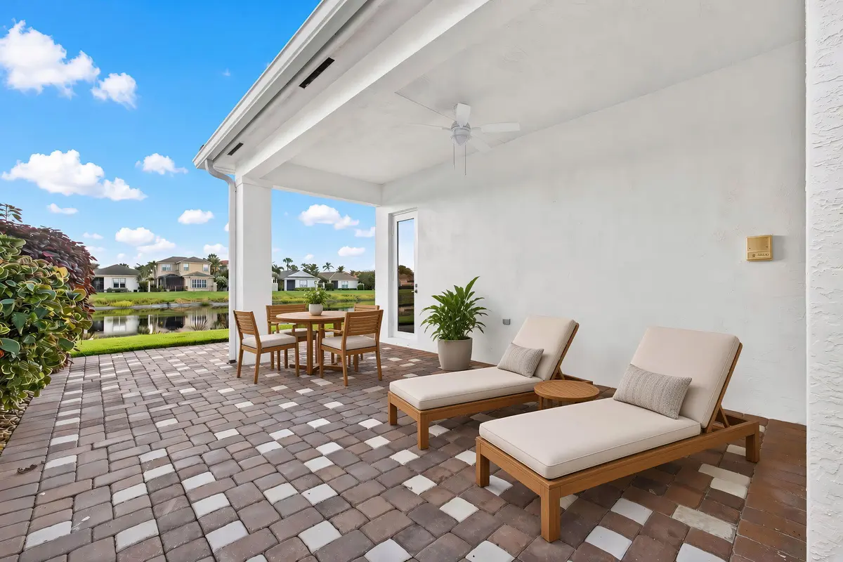 48-web-or-mls-lxGOA_upscale at 206 ISLE VERDE Way, Palm Beach Gardens