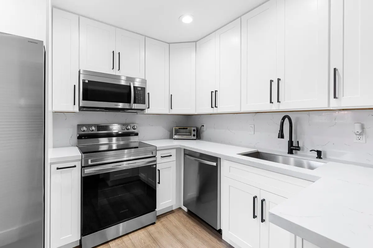 R6II5943 at 84 CENTENNIAL Court, Deerfield Beach