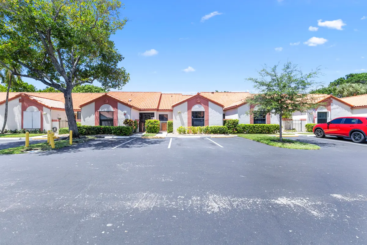 R6II5989 at 84 CENTENNIAL Court, Deerfield Beach