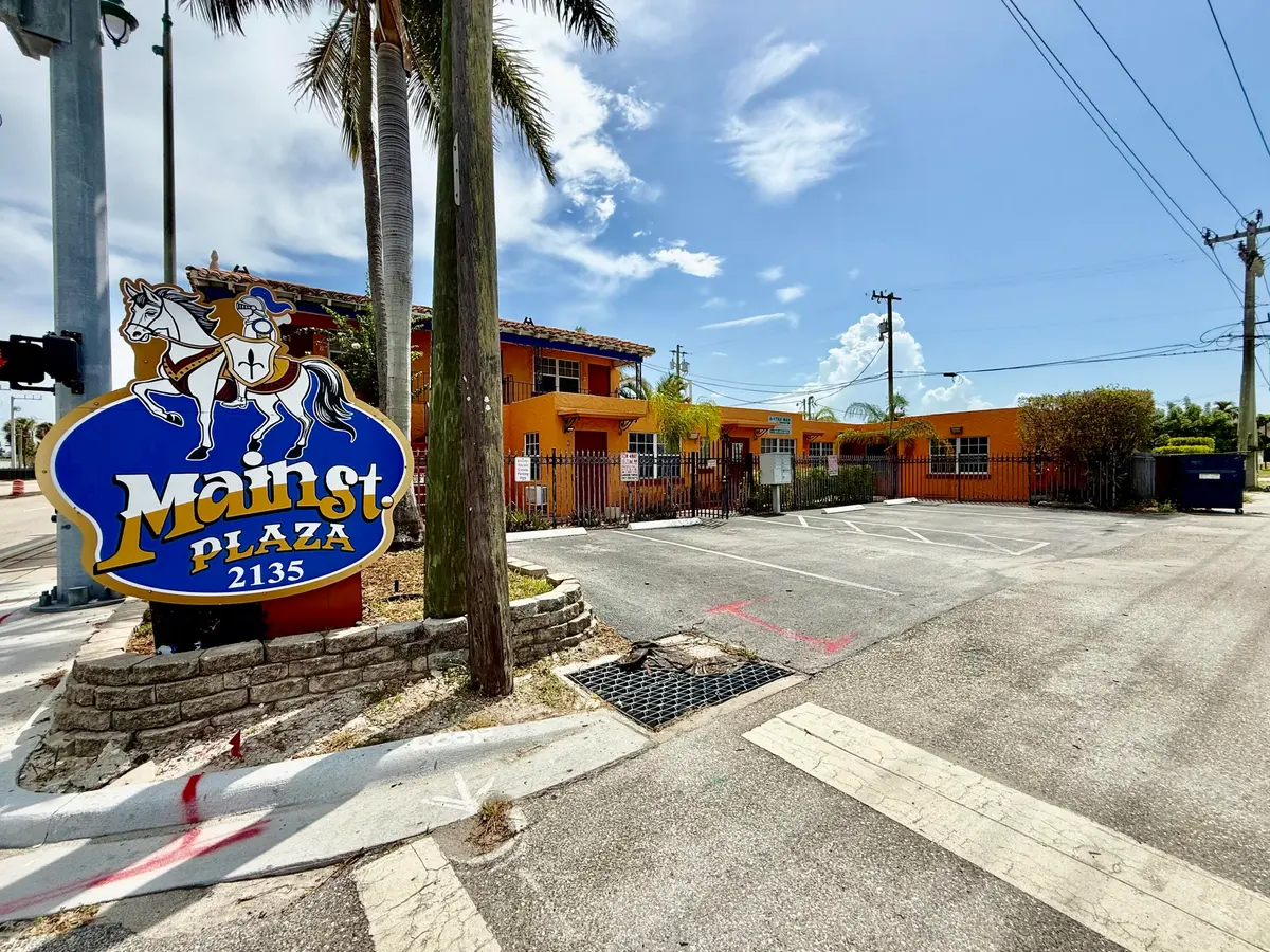 IMG_4416 at 2135 Broadway, Riviera Beach
