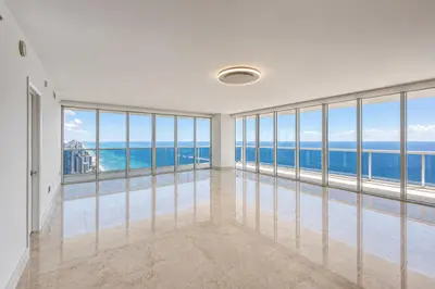 1830 S Ocean Drive 3201, Hallandale Beach – Condominium for sale