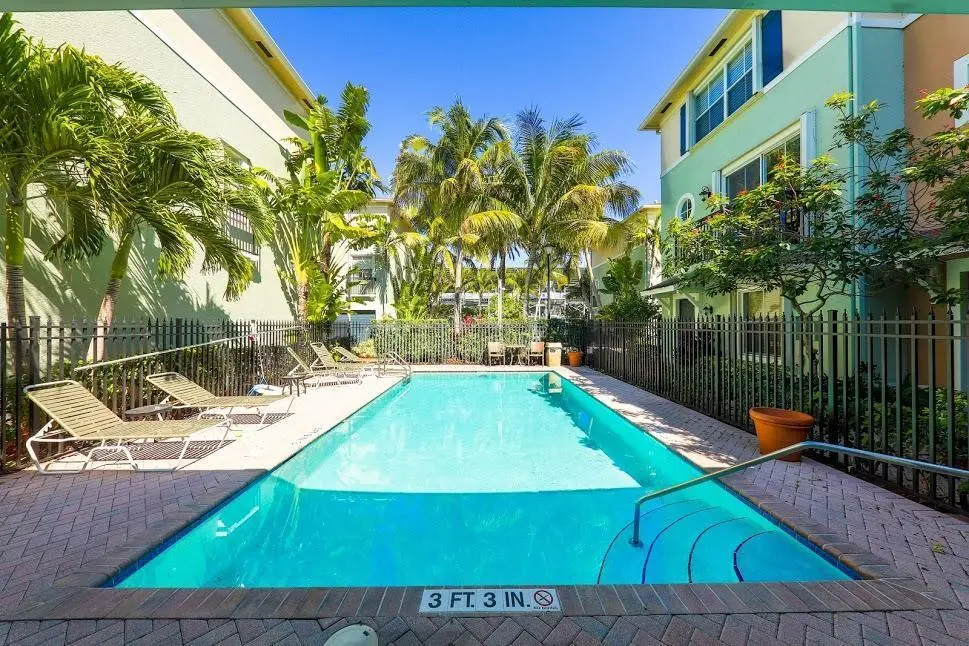 20190410203710355410000000-o at 306 NW 1st Street 306, Delray Beach