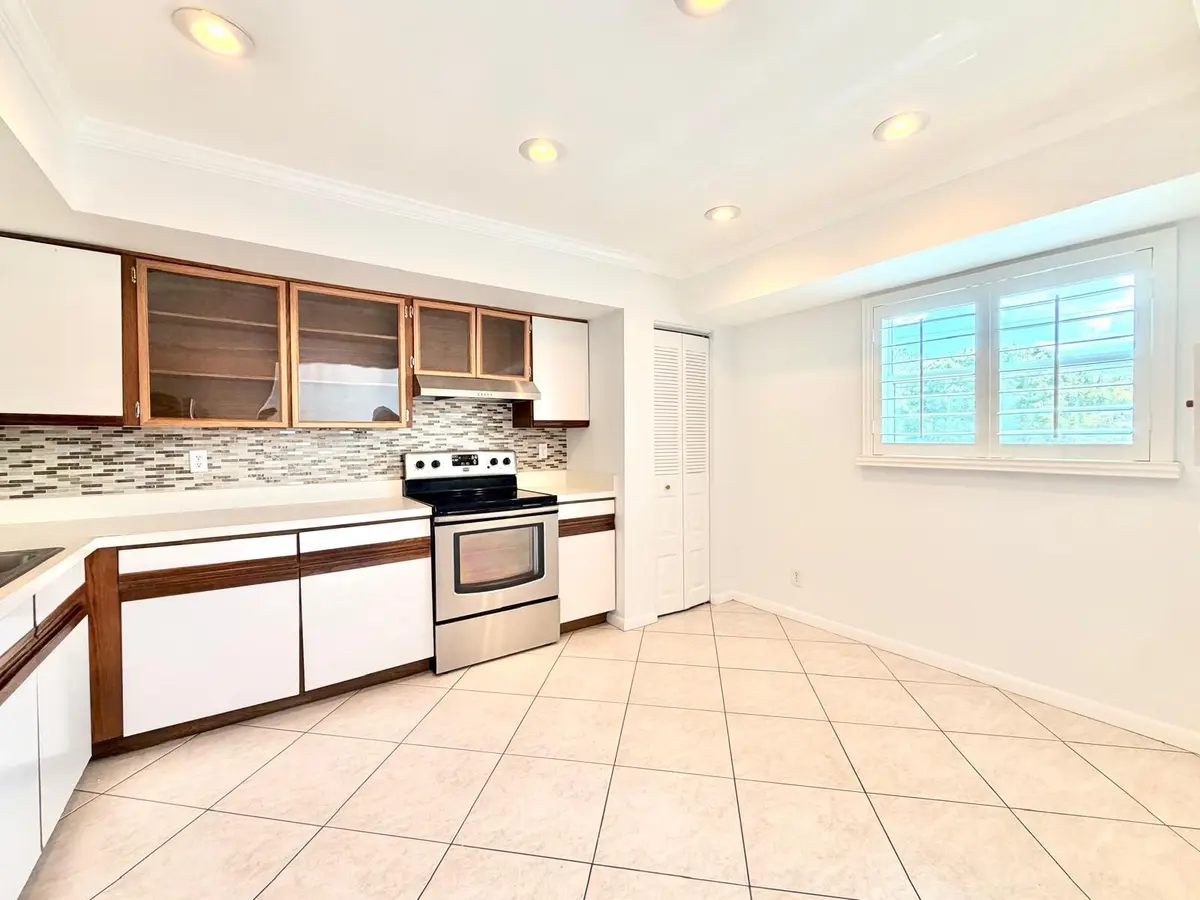 Large kitchen at 1811 SW PALM CITY Road A502, Stuart