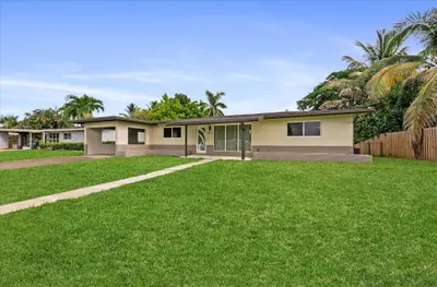256 GREENBRIER Drive, Palm Springs – sold