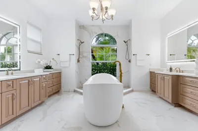 8717 ESTATE Drive, West Palm Beach – Single Family Residence for rent