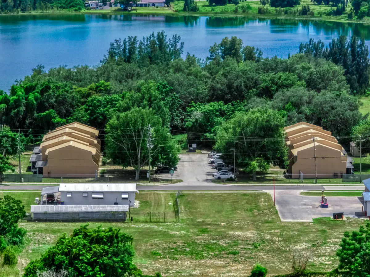 exterior - community 1 at 1000 S LAKE ANOKA Boulevard, Avon Park