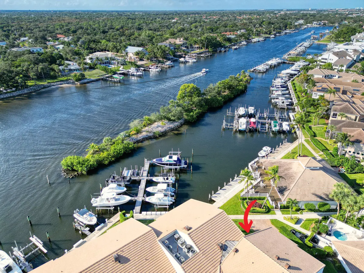 24 Waterviews (1) at 827 OAK HARBOUR Drive, Juno Beach
