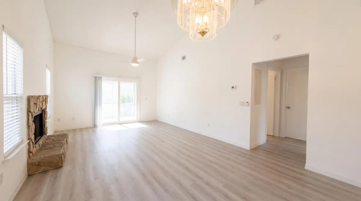1950 WESTMINSTER Circle 1, Vero Beach, FL – photo 5