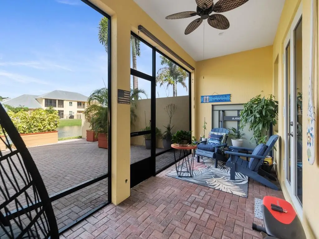 Screened Patio at 4555 BRIDGEPOINTE Way 126, Vero Beach