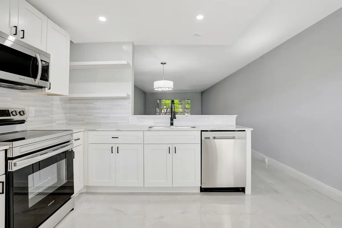 Kitchen at 2202 LUCAYA Bend G2, Coconut Creek
