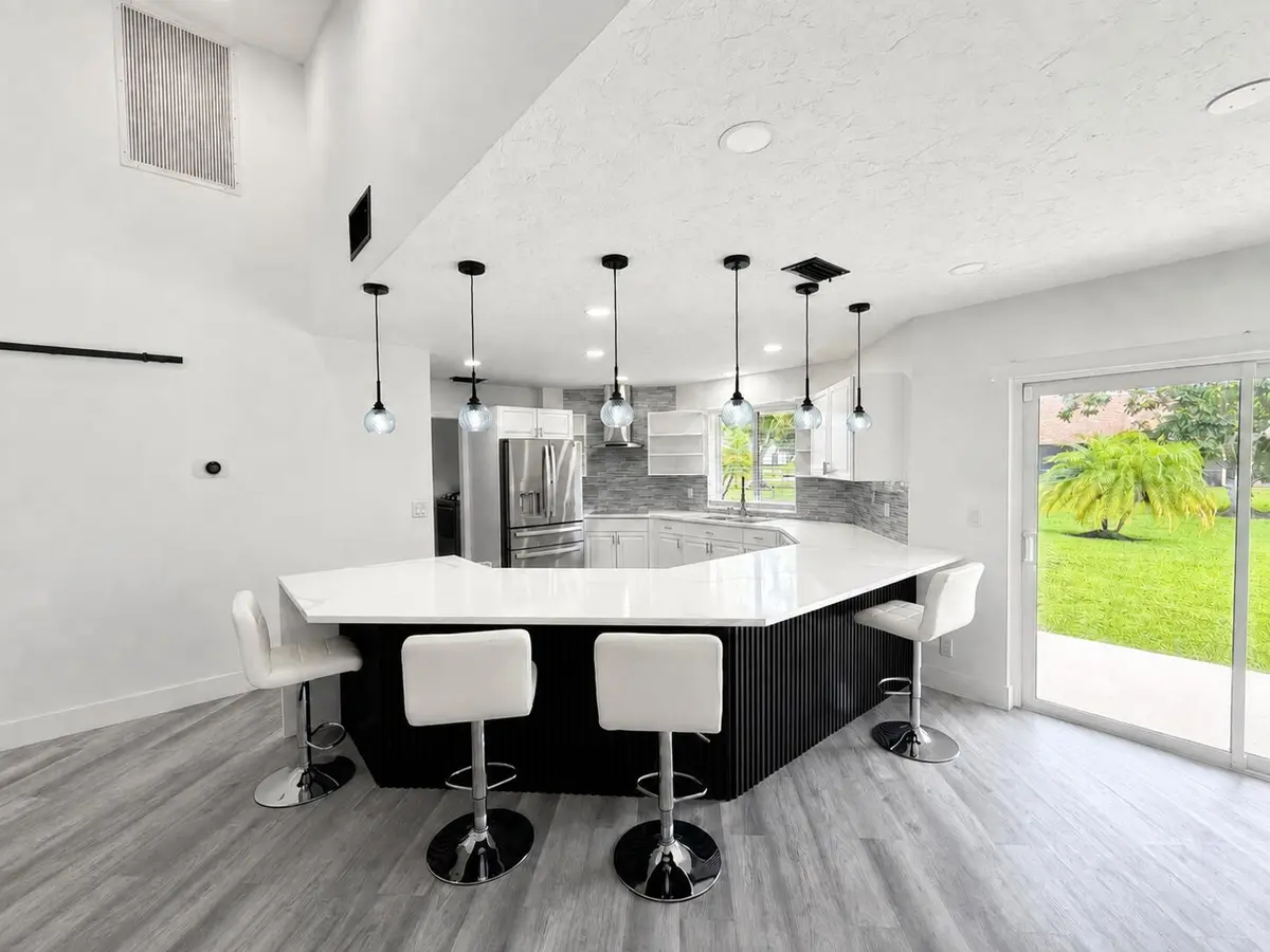 Kitchen at 15545 Meadow Wood Drive, Wellington