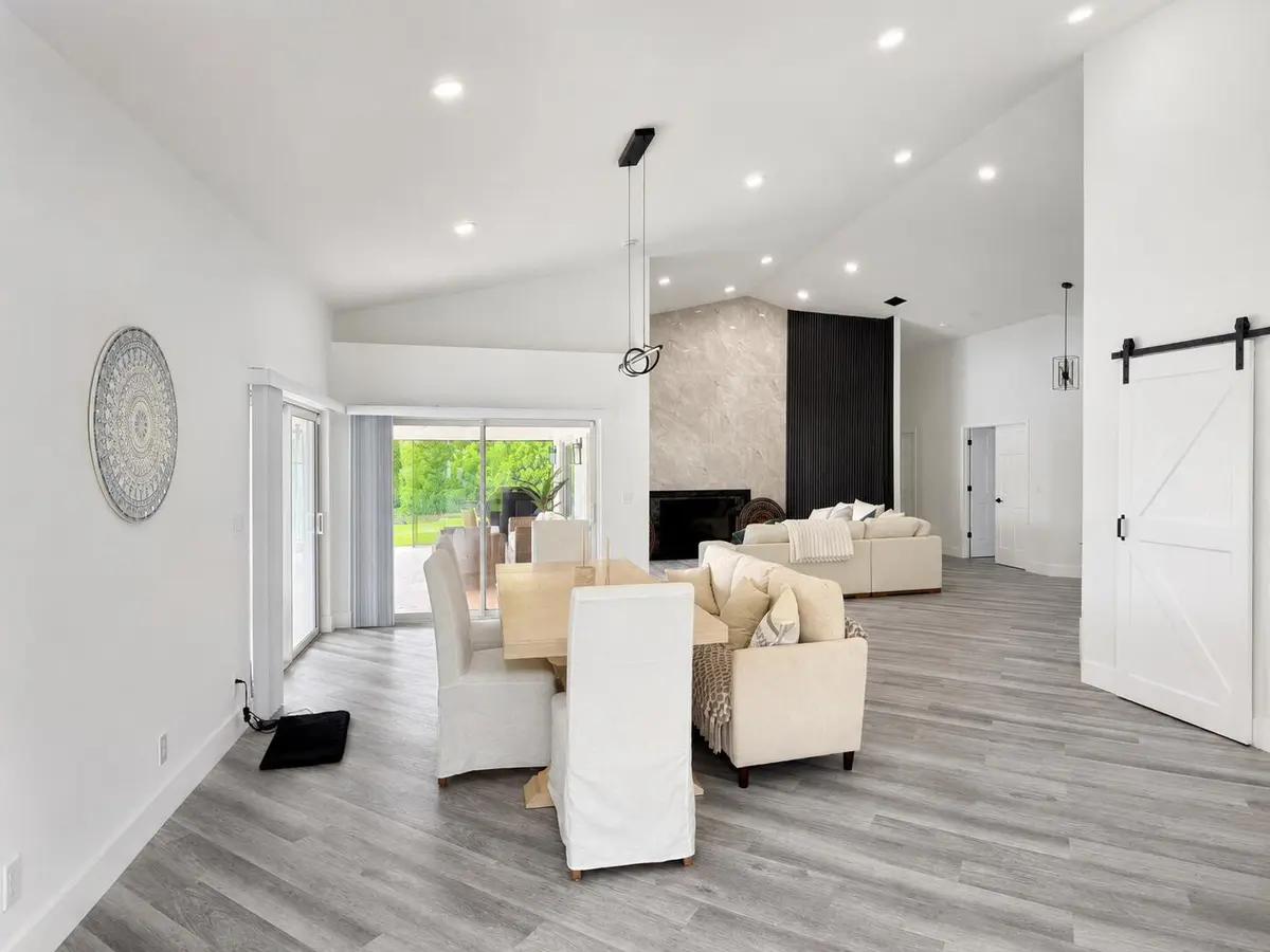 Dining room at 15545 Meadow Wood Drive, Wellington