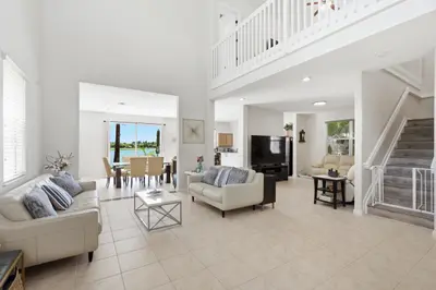 991 NW Leonardo Circle, Port St. Lucie – Single Family Residence for sale