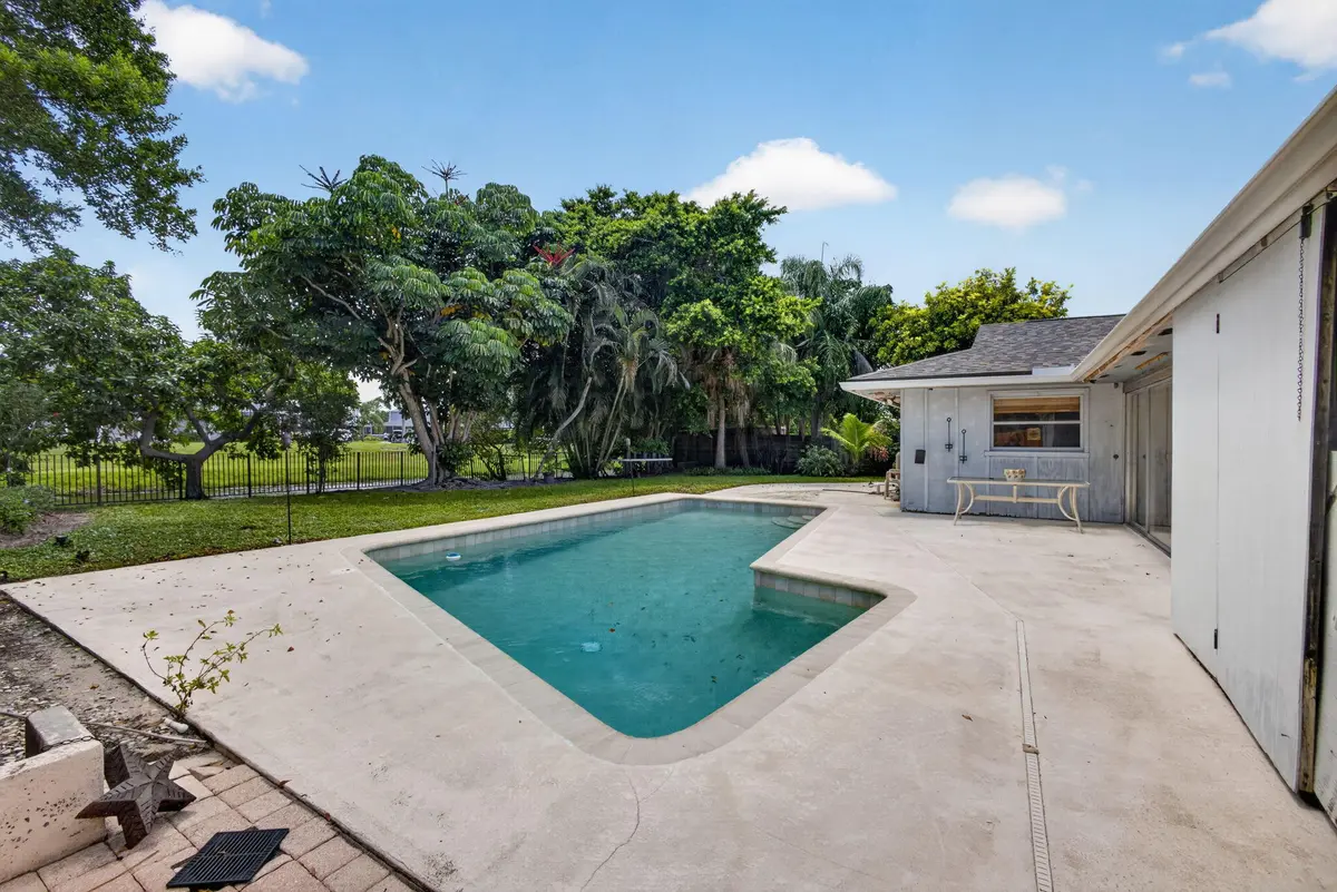 4126 Hickory Drive at 4126 Hickory Drive, Palm Beach Gardens