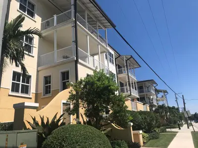 3960 N Flagler Drive 304, West Palm Beach – Condominium for rent