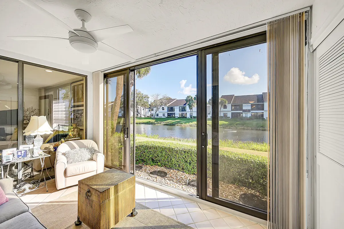 24_0 (32) at 5418 FIRENZE Drive D, Boynton Beach