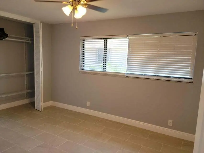 4010 North Room 1 at 4010 N SHORE Drive, West Palm Beach