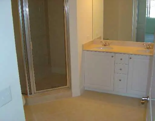 1115e at 1 Renaissance Way Apt 115, Boynton Beach