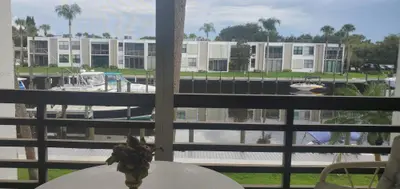 1950 SW Palm City Road 6-207, Stuart – Condominium for sale