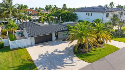 2401 NE 33RD Street, Lighthouse Point – Single Family Residence for sale