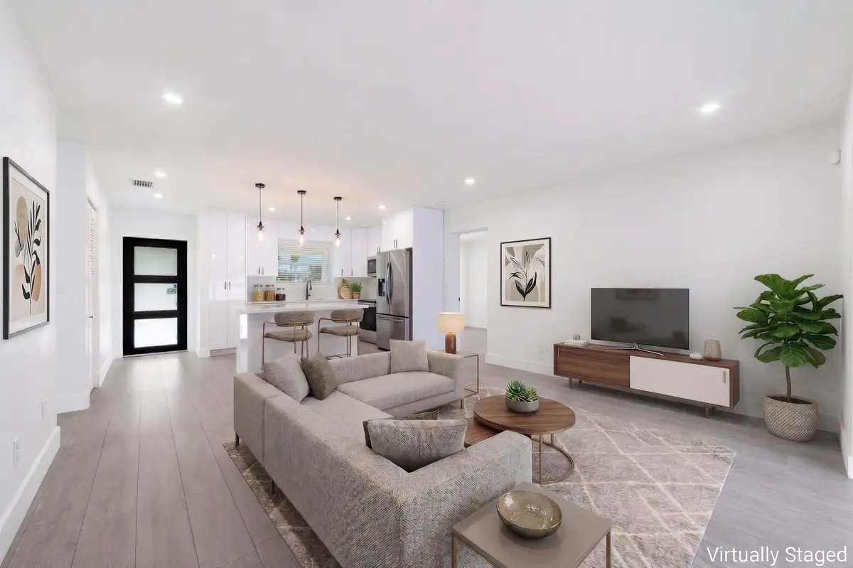 Living Rm at 6335 Southgate Boulevard, Margate