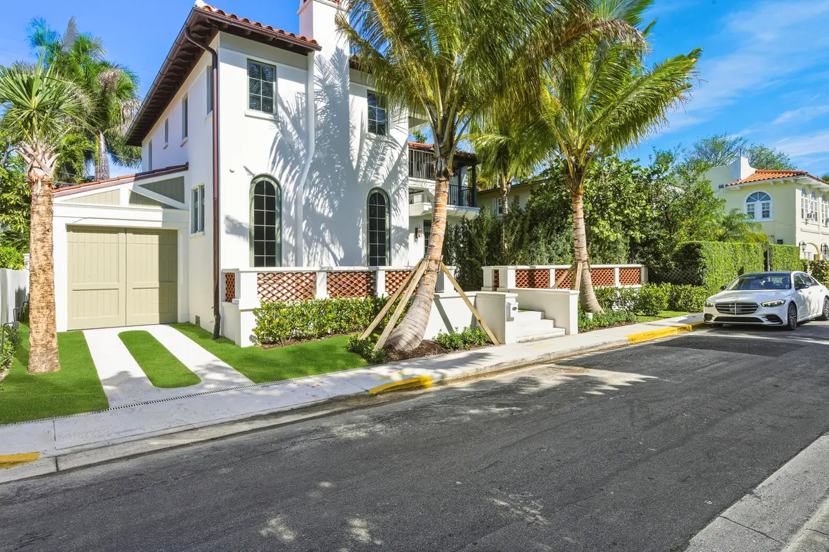 _DSC1619_with_grass at 259 OLEANDER Avenue, Palm Beach