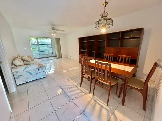 120o at 120 Lake Meryl Drive 220, West Palm Beach