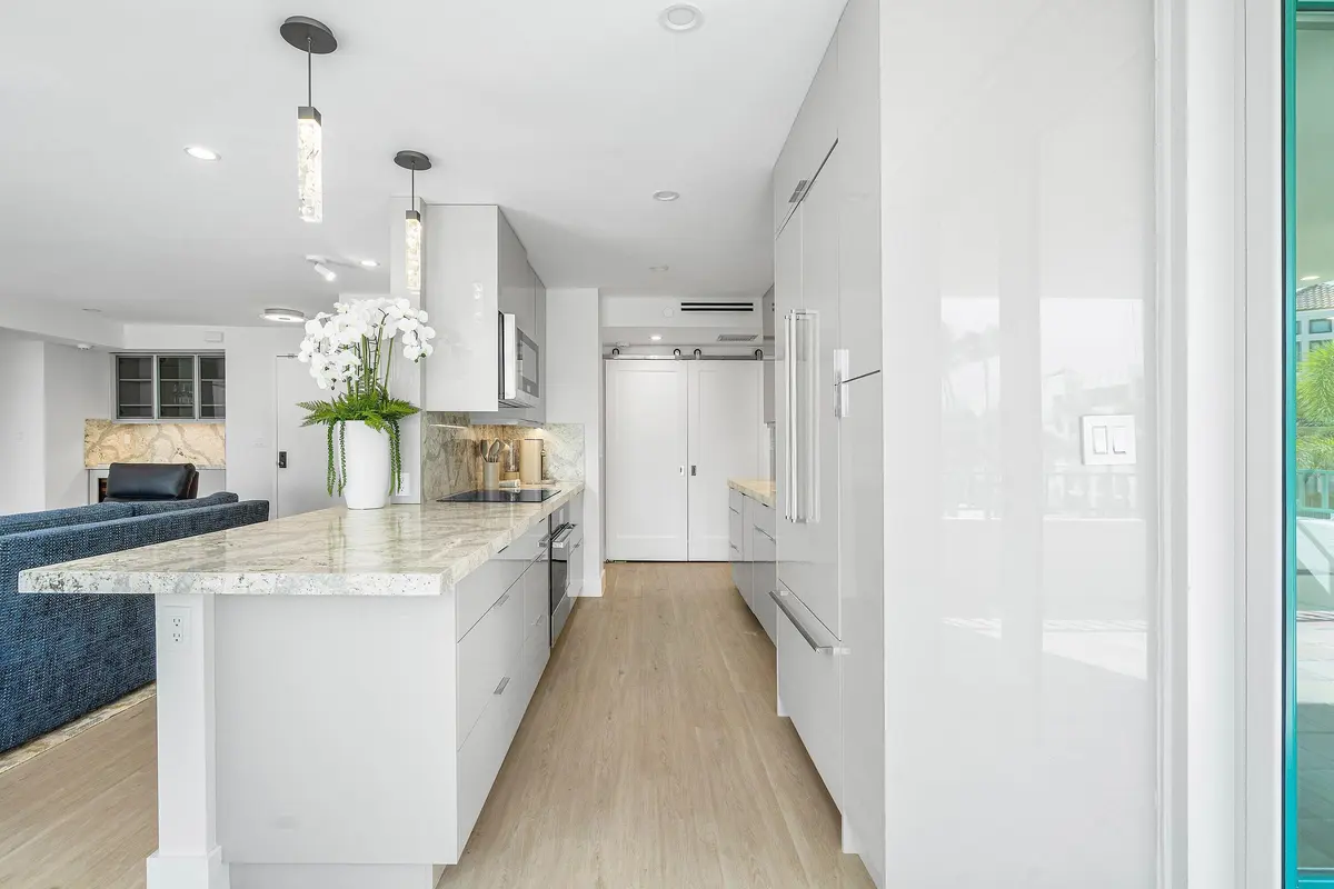 010-120Southeast5thAvenue-319-BocaRaton- at 120 SE 5th Avenue 319, Boca Raton