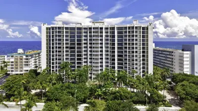 1800 S Ocean Boulevard 708, Lauderdale-By-The-Sea – Condominium for sale