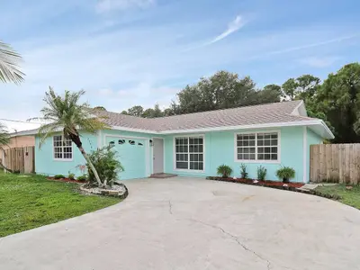2558 SW CHESTNUT Lane, Port St. Lucie – Single Family Residence for rent