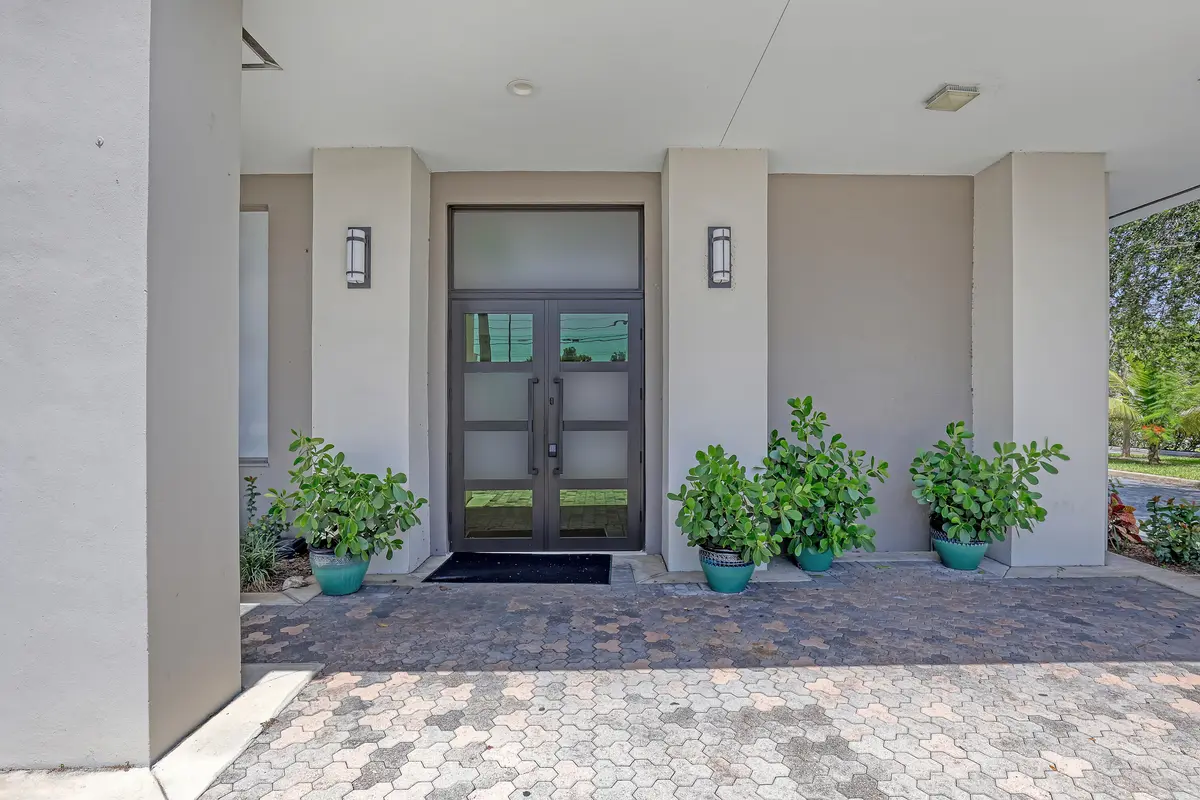 2701 Okeechobee (10) at 2701 OKEECHOBEE Boulevard, West Palm Beach