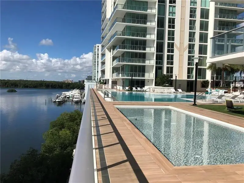 Photo 5 at 330 Sunny Isles Boulevard 803, Sunny Isles Beach