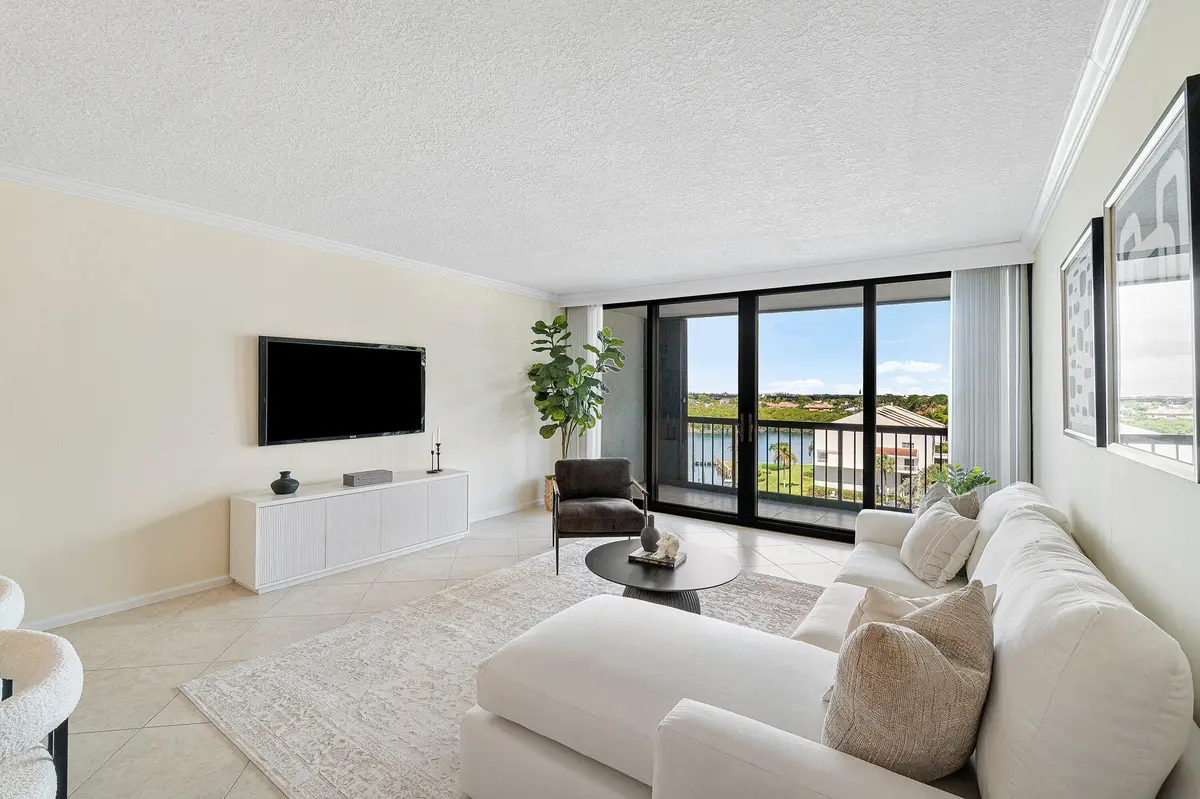010-4748SouthOceanBoulevard-702-Highland at 4748 S Ocean Boulevard 702, Highland Beach