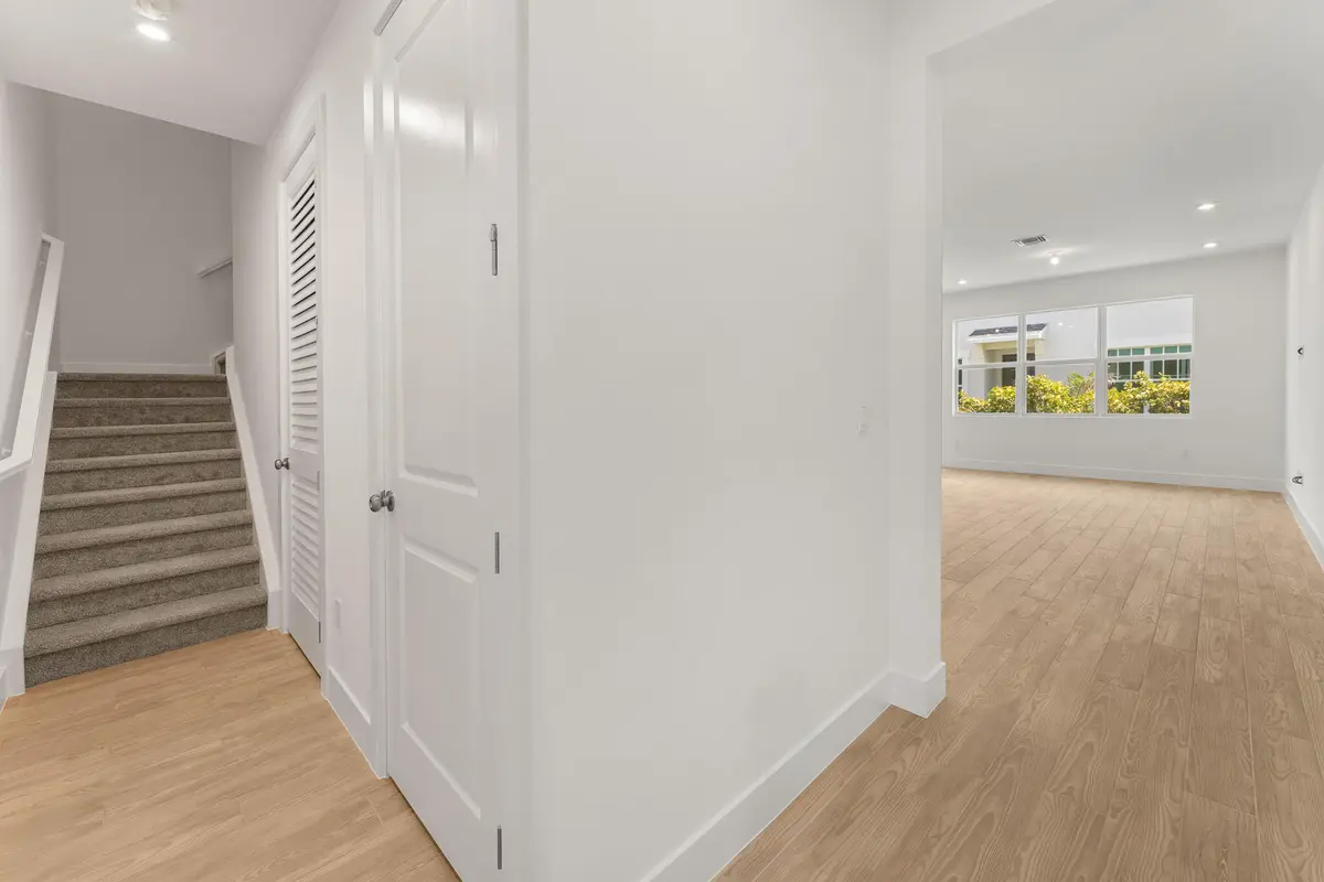US_SEF_BEACON_LOT 90_FOYER at 3616 NW Solange Court, Jensen Beach