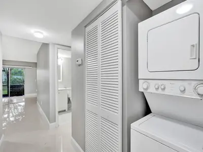 821 NW 103RD Avenue 104, Pembroke Pines – Condominium for rent
