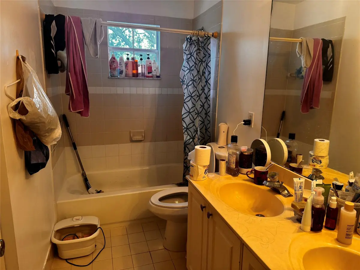 Photo 4 at 1820 NW 78th Avenue, Pembroke Pines
