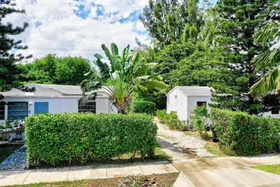 2405-2407 N East Coast Street, Lake Worth Beach – Triplex for sale