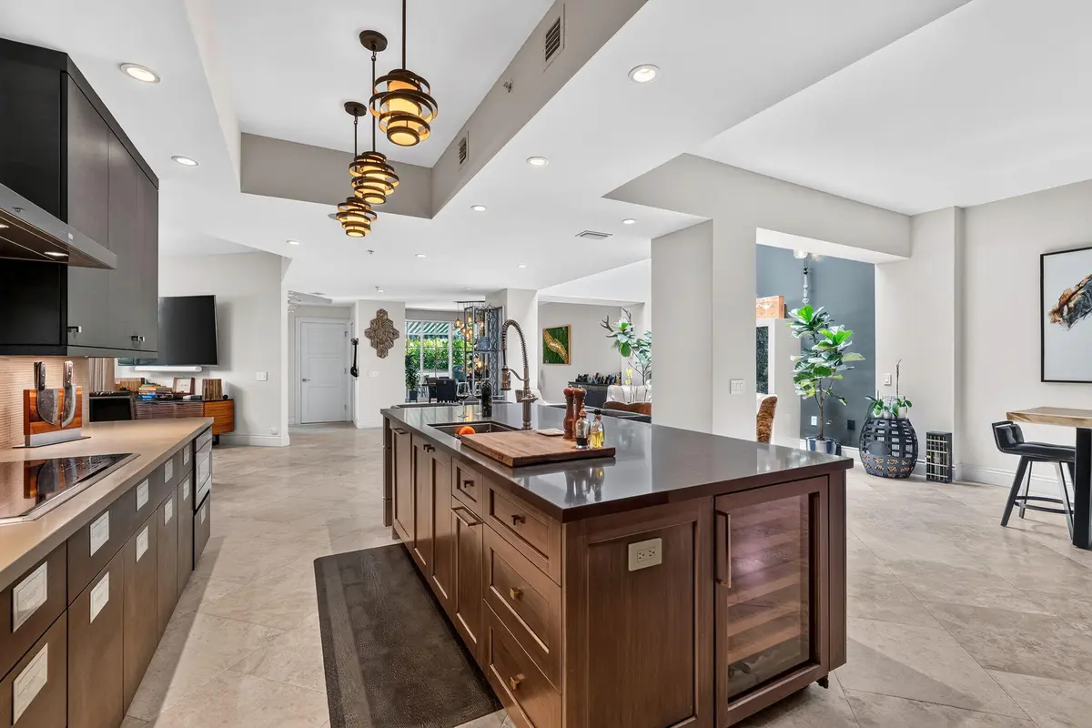 Open kitchen at 411 N NEW RIVER Drive V-2, Fort Lauderdale