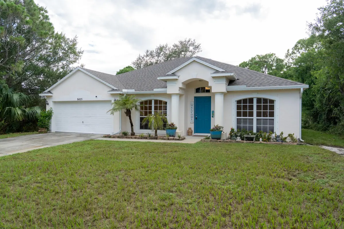 01_beyc6a9454ff8450c at 8455 102nd Court, Vero Beach